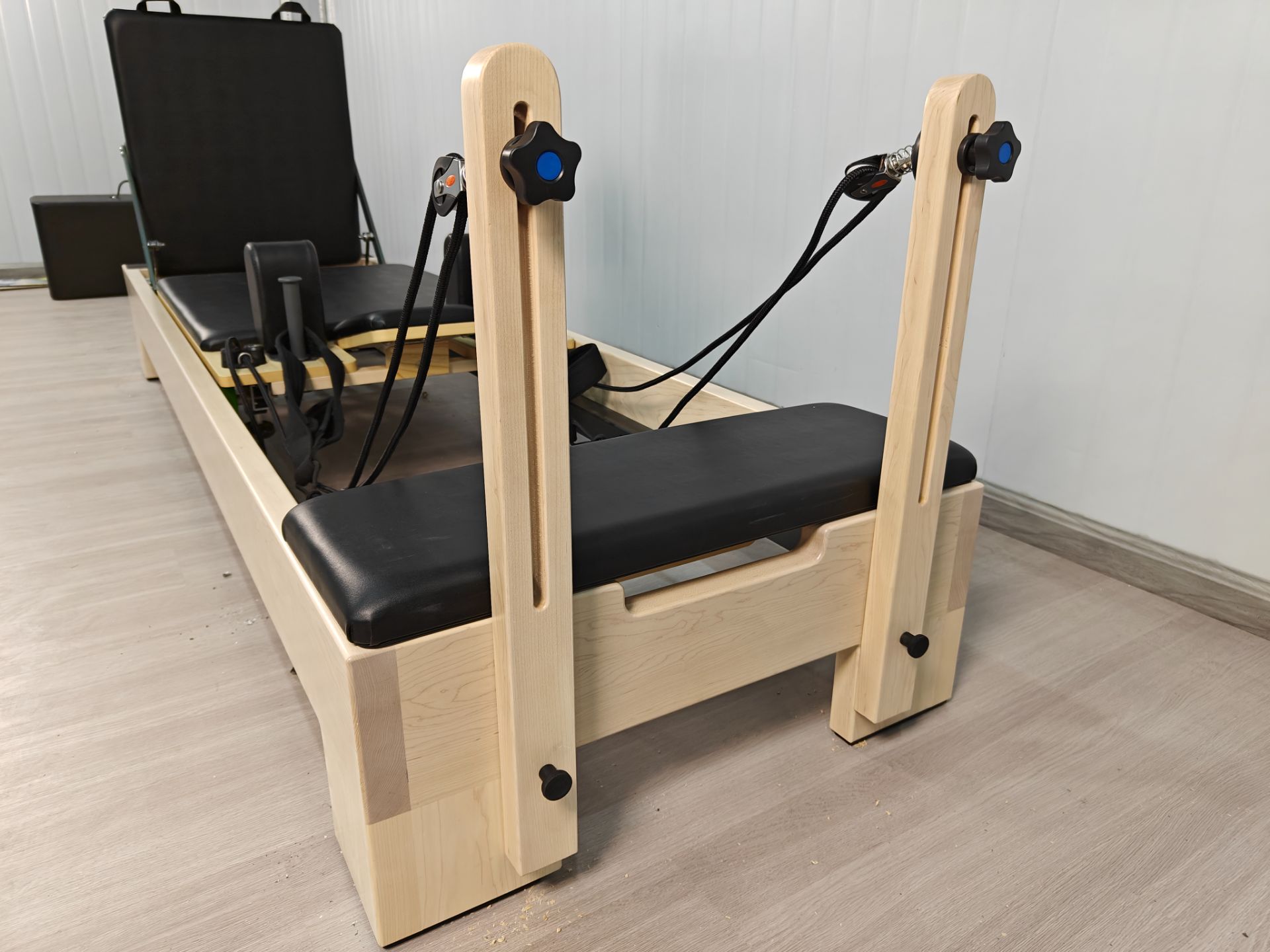Luxury Inside Handle Maple Reformer - Image 1