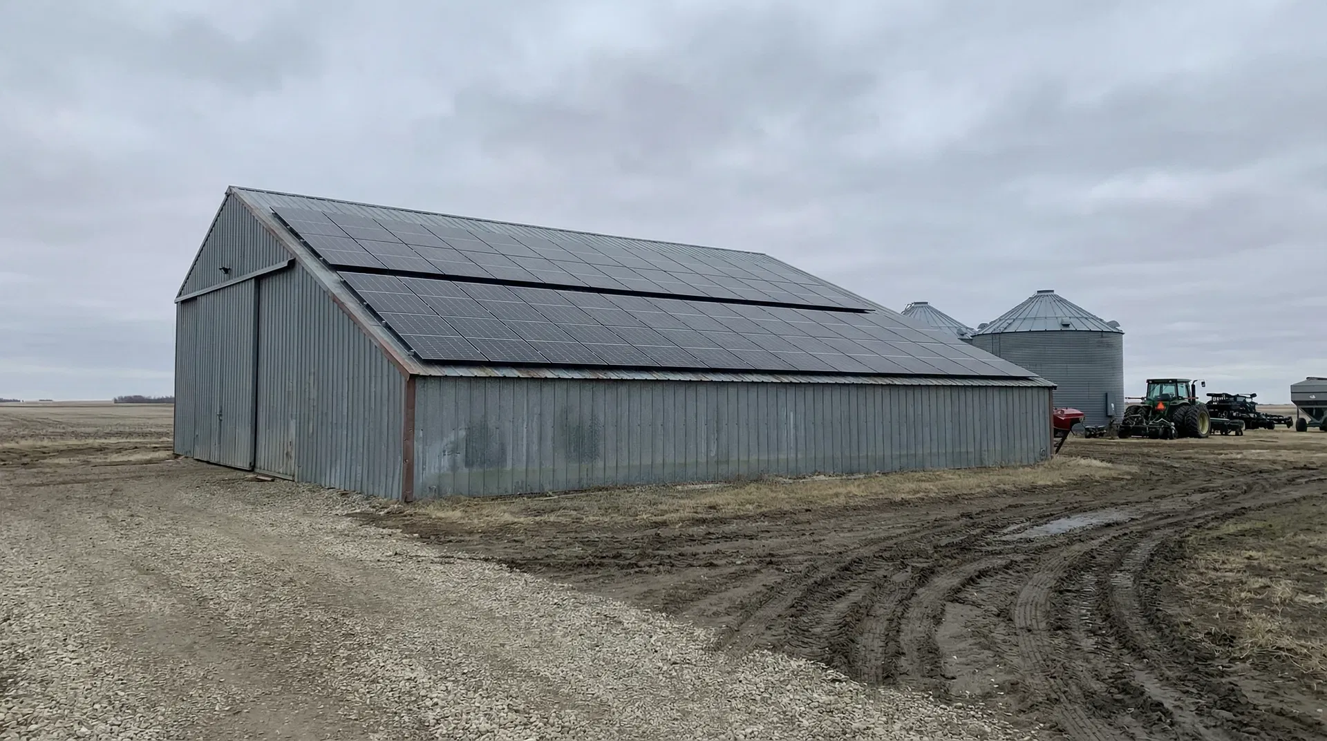 Lacombe County solar installation