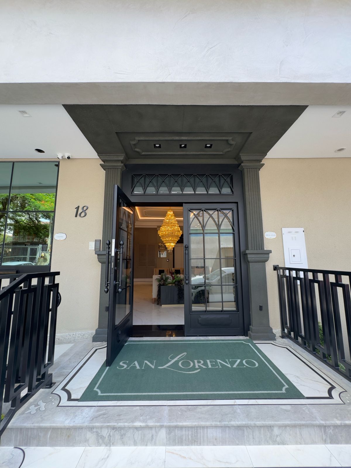 Apartamento de Alto Padrão no Edifício San Lorenzo - Itapema/SC
