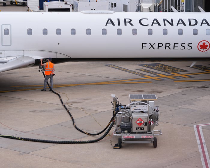 Air Canada temporarily suspends some flights to New York and other locations