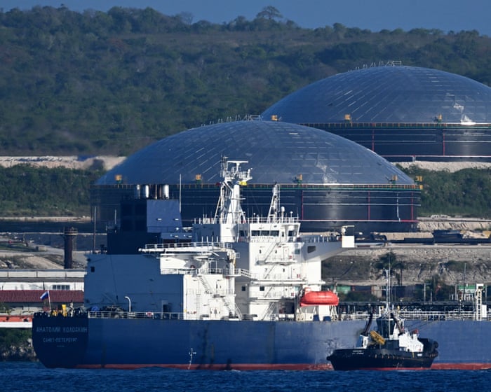 Cuba to pardon more than 2,000 prisoners as US eases fuel blockade