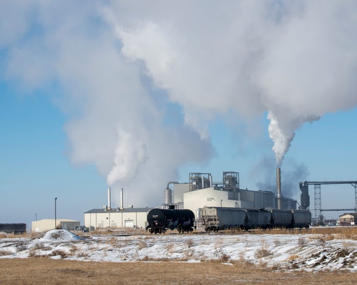 EPA approves sale of higher ethanol fuel in bid to lower gas prices