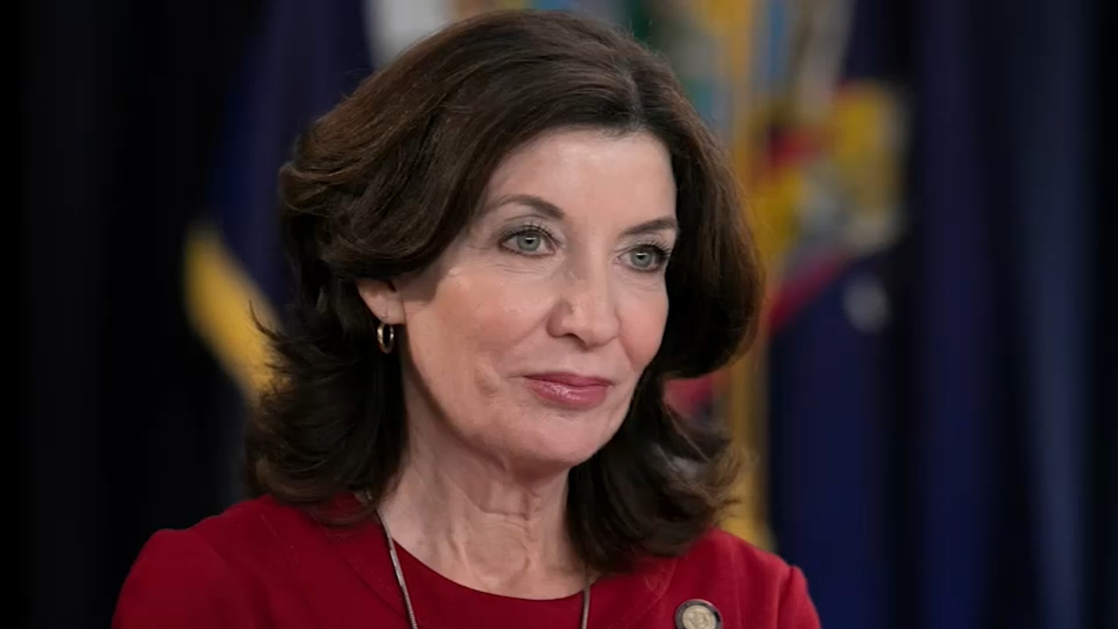 New York Gov. Kathy Hochul flips position on increased taxation, pushing for NYC pied-à-terre tax to close spending deficit - ABC7 New York
