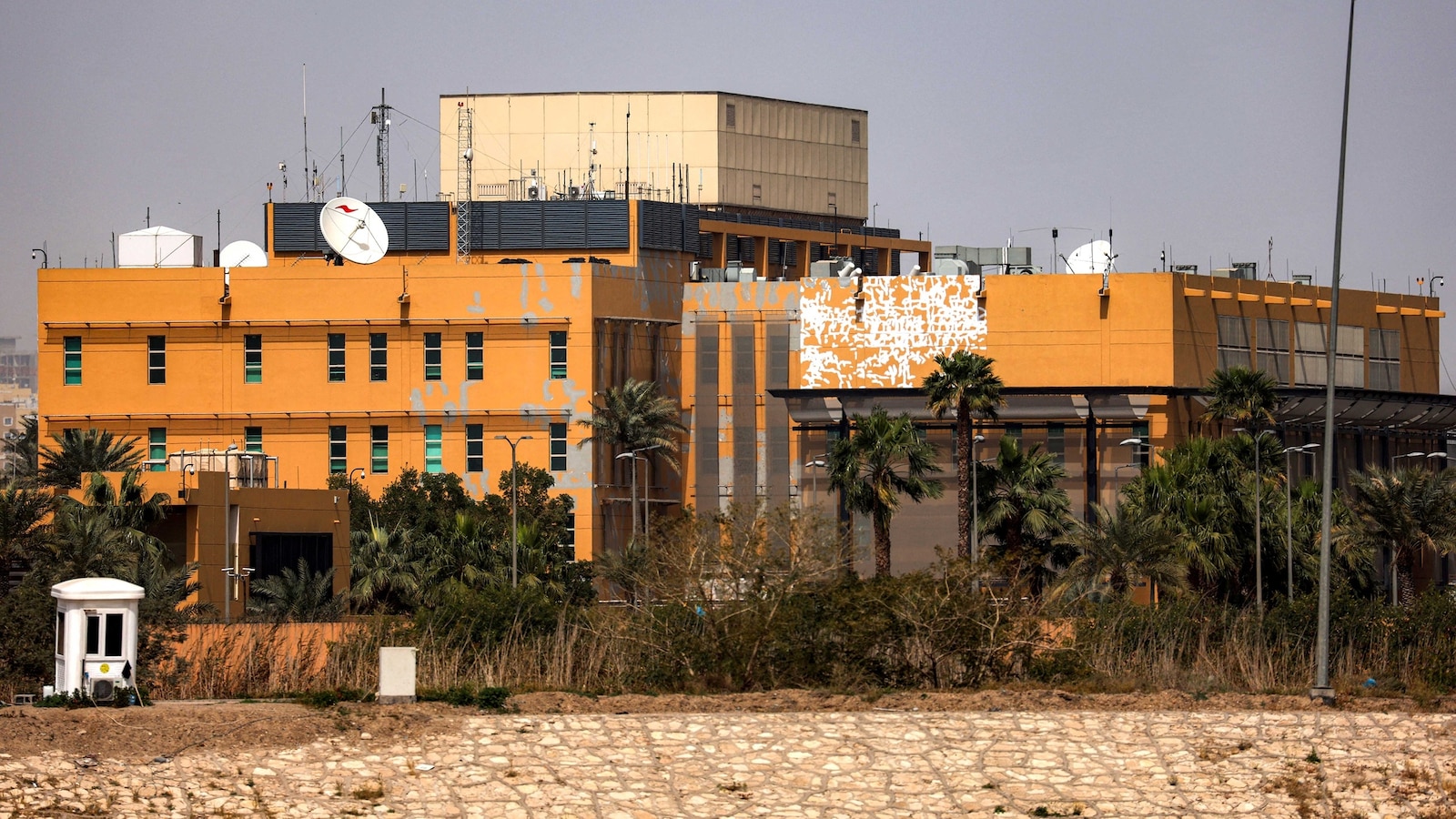 US struggles to evacuate personnel from facilities under fire in Iraq: Officials