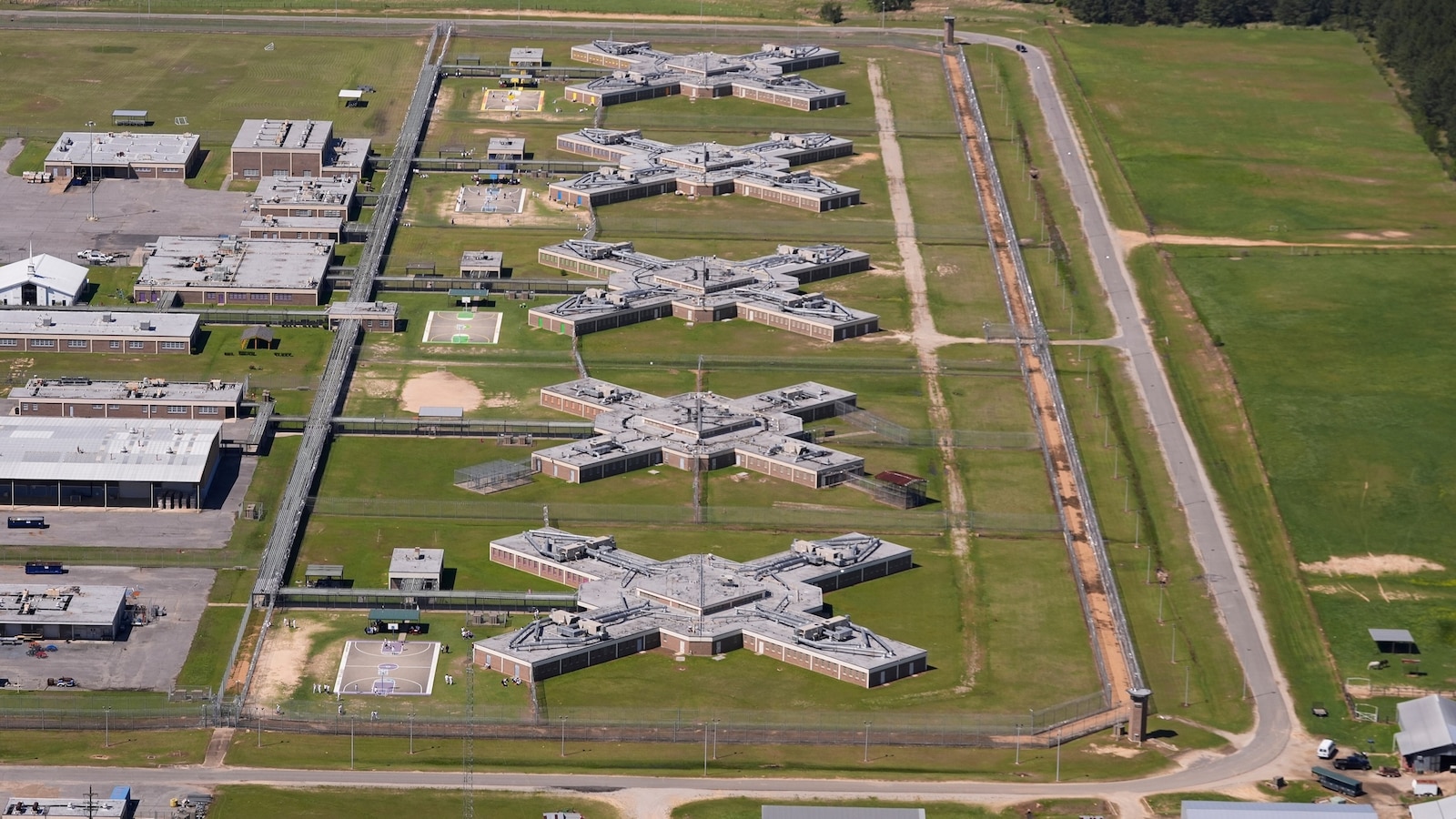 Mexican migrant is 47th person to die in ICE custody during current administration