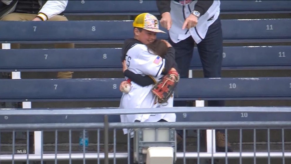 WATCH: David Muir shares sweet sibling moment sparked by Pirates' Jake Mangum