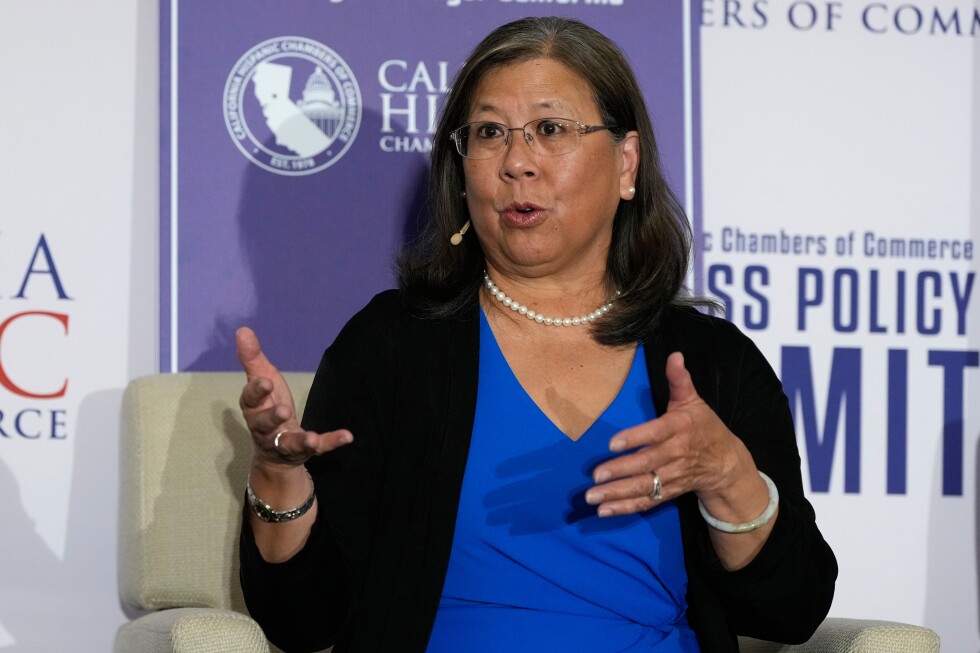 Another Democrat exits crowded campaign for California governor - AP News