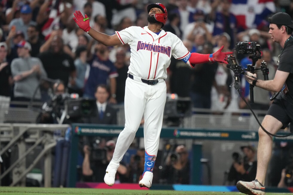 Junior Caminero hits Dominican Republic’s record 15th home run of World Baseball Classic - AP News