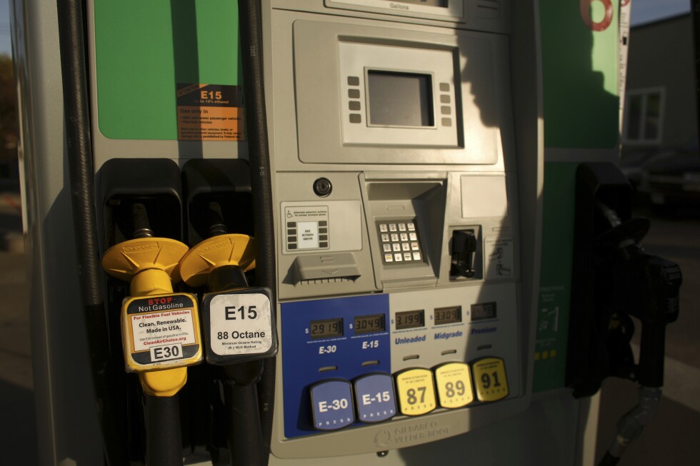 EPA approves sale of a higher-ethanol fuel to try to lower gas prices - AP News