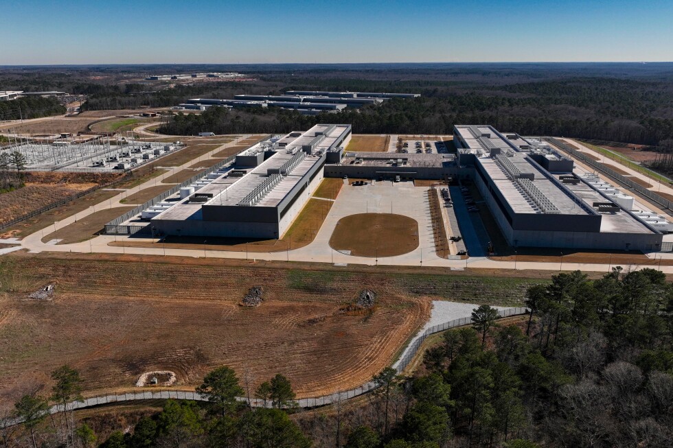 Democrats see Georgia’s failure to curb data centers as an electoral gift - AP News