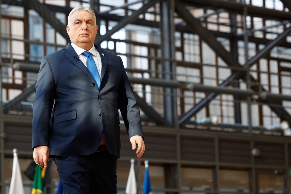 Hungary will cut natural gas supplies to Ukraine until Russian oil deliveries resume - AP News