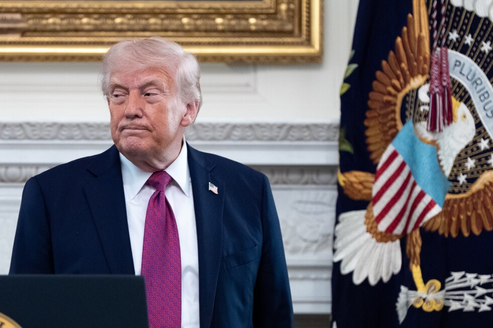 Trump likes a naval blockade. But Iran presents big differences from Venezuela and Cuba - AP News