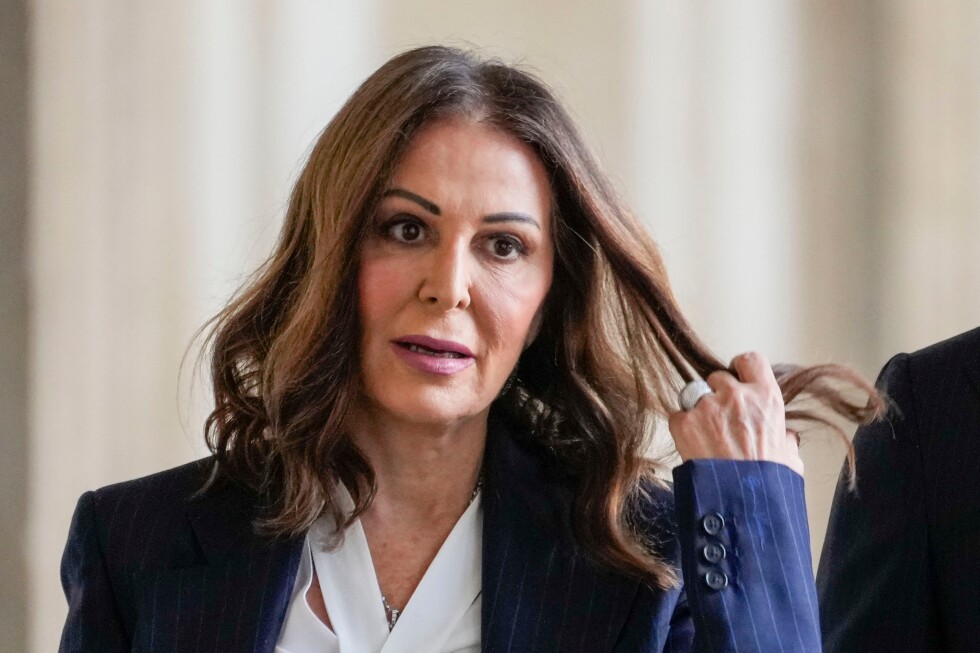 Italy’s tourism minister resigns under pressure from Meloni after referendum defeat - AP News