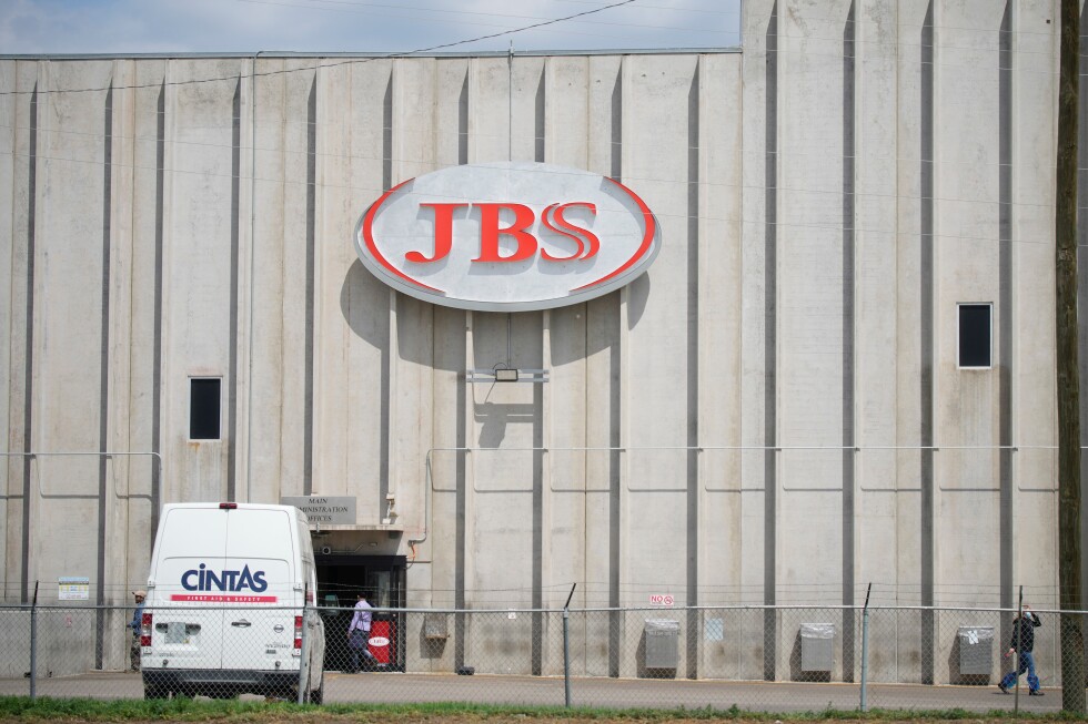 Workers at major Colorado meatpacking plan win wage increases in deal with JBS USA - AP News