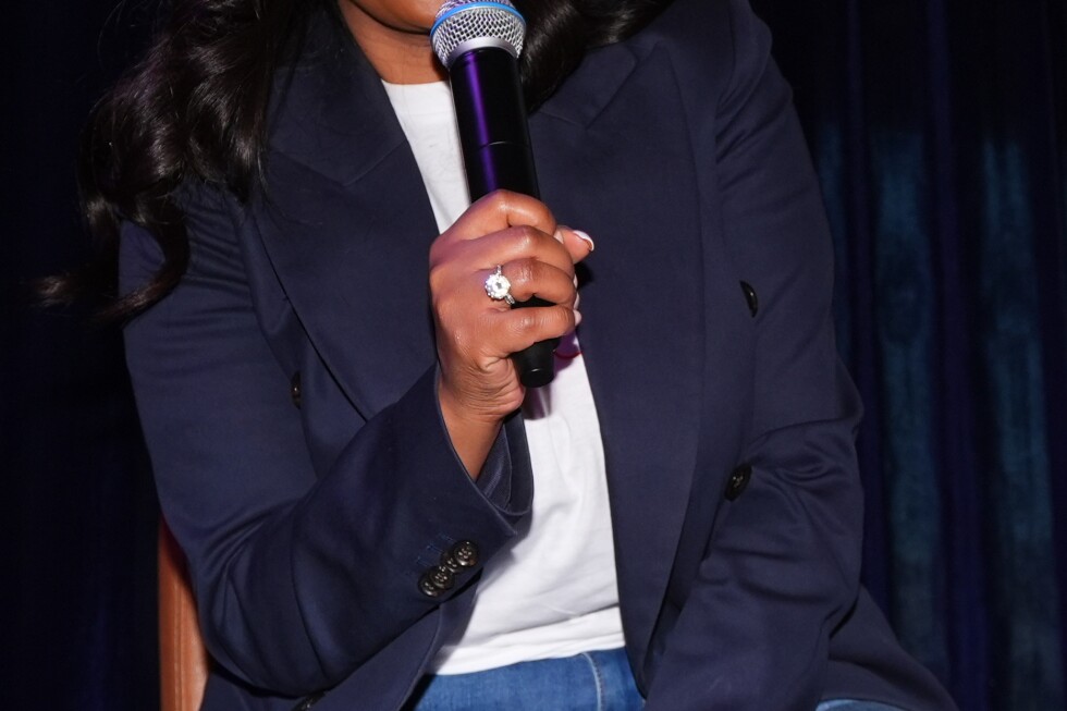 Rep. Jasmine Crockett confirms security team member killed by Dallas police in standoff - AP News