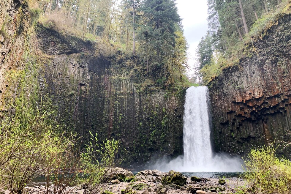 An iconic Oregon waterfall was put up for sale on Redfin. Lawmakers approved the money to buy it - AP News