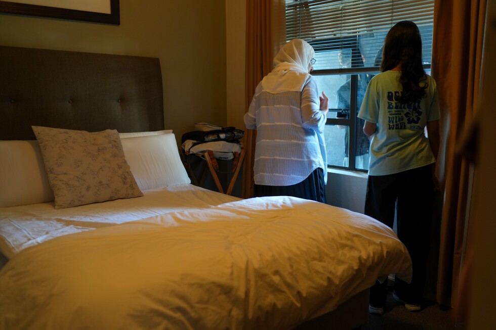 AP finds an Israeli group discreetly organized the mystery flights evacuating Palestinians from Gaza - AP News