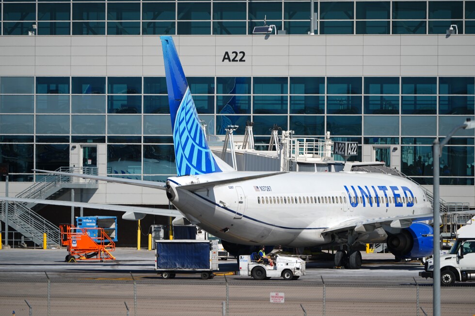 United Airlines raises bag fees amid rising fuel costs and introduces tiered premium fares - AP News