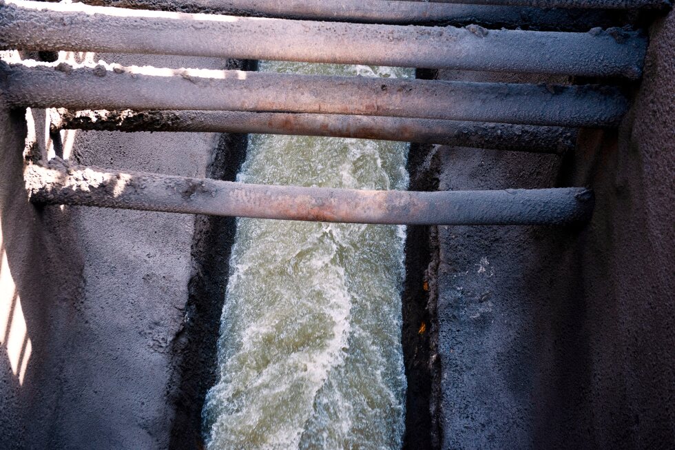 Ruptured pipe that leaked millions of gallons of raw waste into the Potomac is back in operation - AP News
