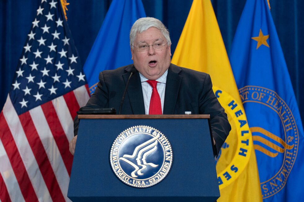 West Virginia governor vetoes help for neglected and foster kids after approving tax cuts - AP News