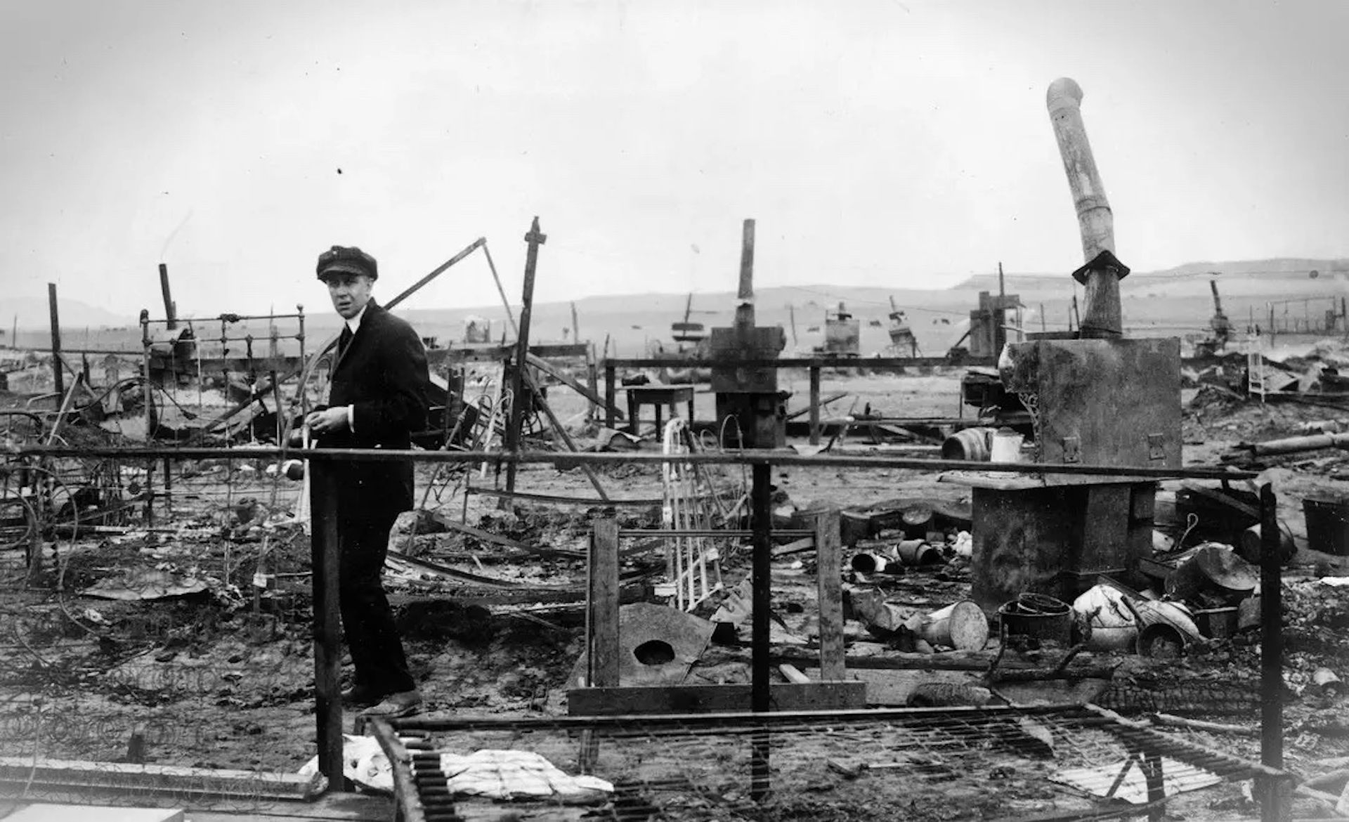 1914 Ludlow Massacre took lives of 25 miners and family members during bitter strike for fair wages and conditions