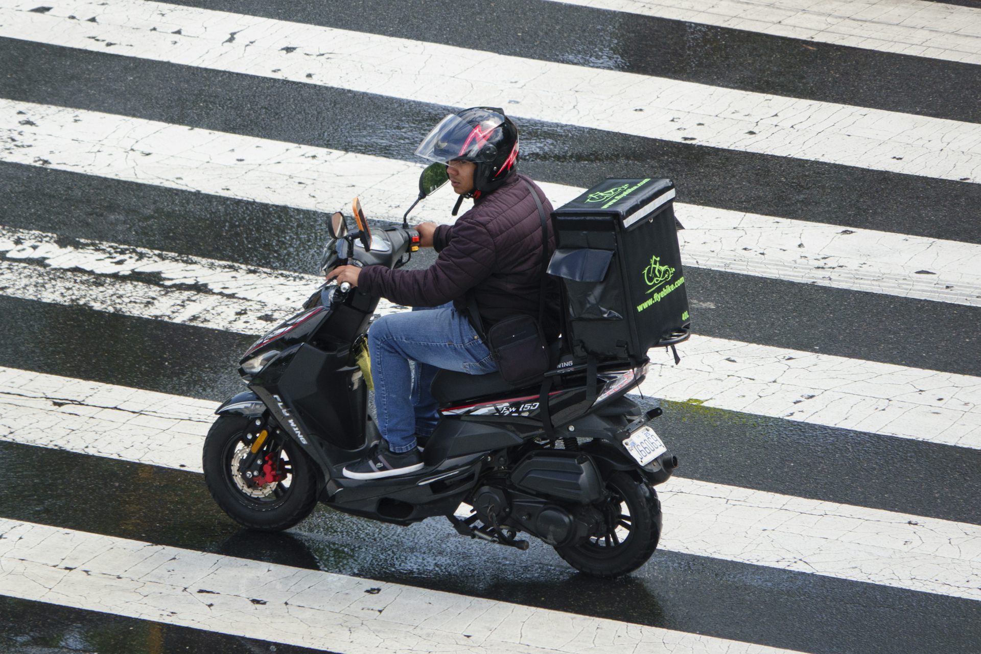 Seattle tried to guarantee higher pay for delivery drivers – here’s why it didn’t work as intended