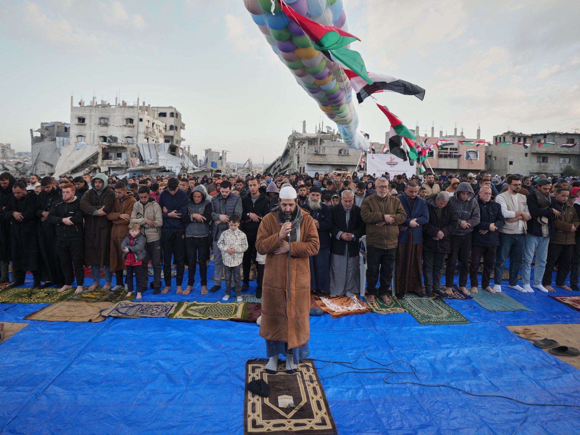 Muslims celebrate Eid al-Fitr around the world amid shadow of war