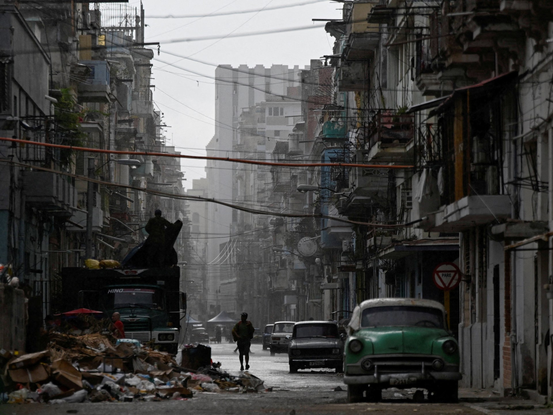 European groups join aid convoy to Cuba amid crippling oil blockade