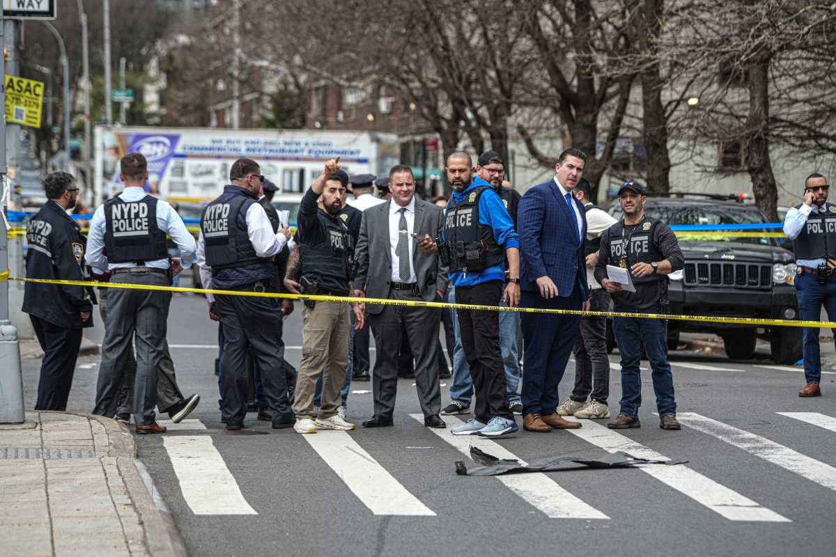 7-month-old baby girl shot dead in Brooklyn on walk with mom, sources say - amny.com