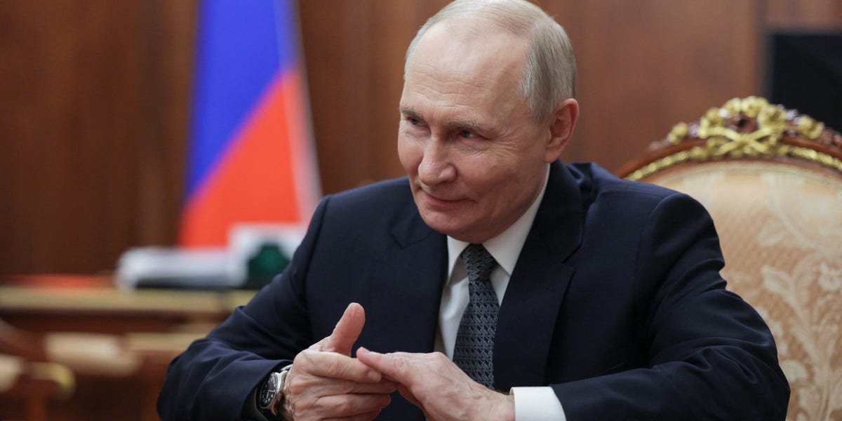 Russia's Oil Is Beating Global Prices, Padding the Kremlin's War Chest - Business Insider