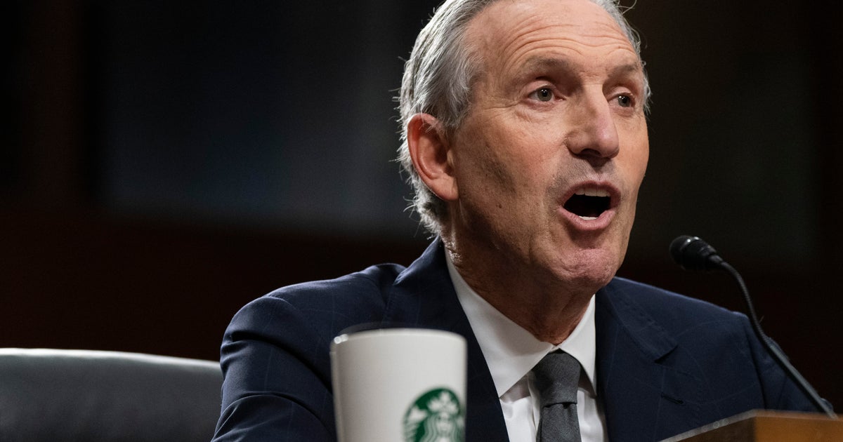 Howard Schultz leaves Seattle as local lawmakers mull millionaire tax