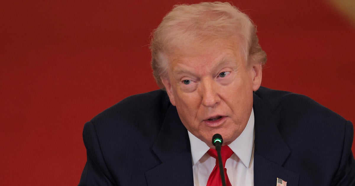 Trump signs executive order to expand NCAA's control over college sports