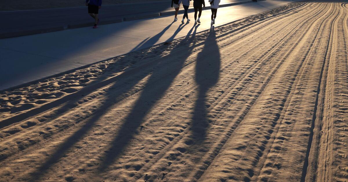 Epic L.A. heat wave poses deadly health threat — and a test for California - Los Angeles Times
