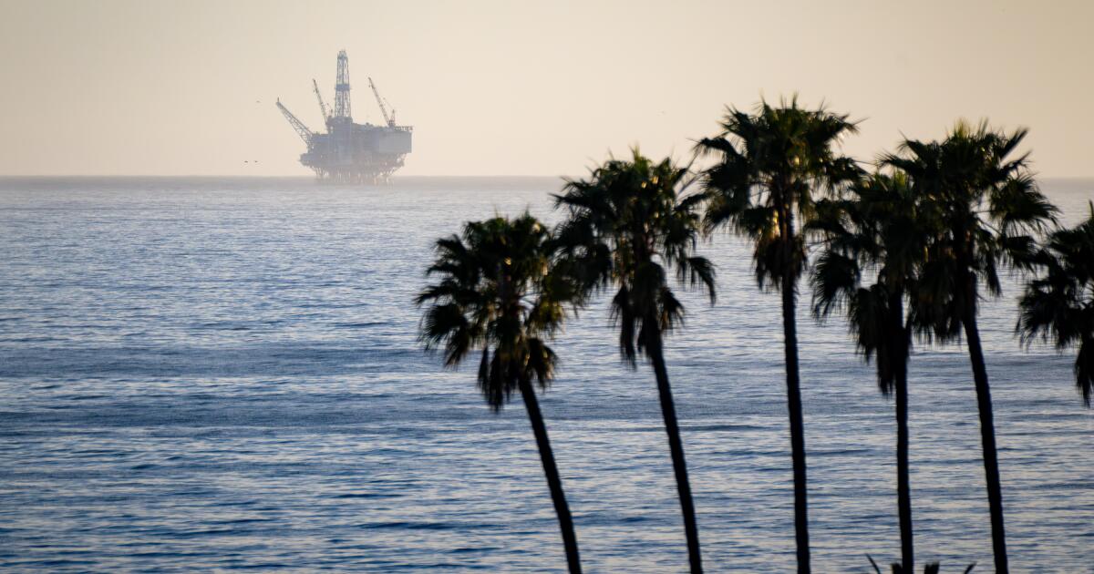 Trump administration orders restart of oil drilling along California coast amid Iran war - Los Angeles Times