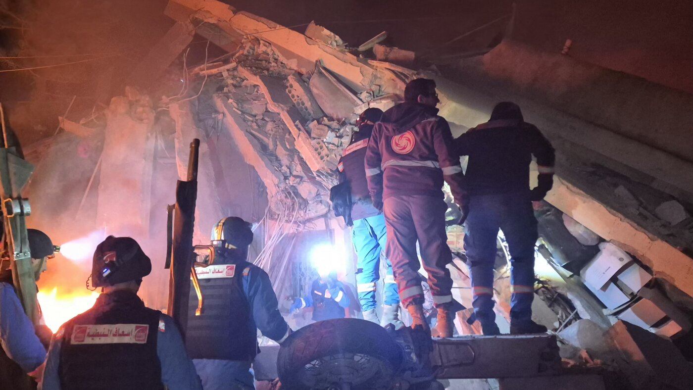 Trump says Iran ‘doing a very poor job’ in reopening the Strait of Hormuz - NPR