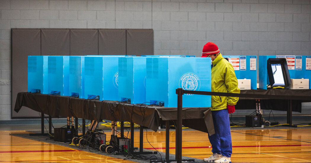 Georgia Lawmakers End Session Without Fixing a Threat to Its Midterm Elections - The New York Times