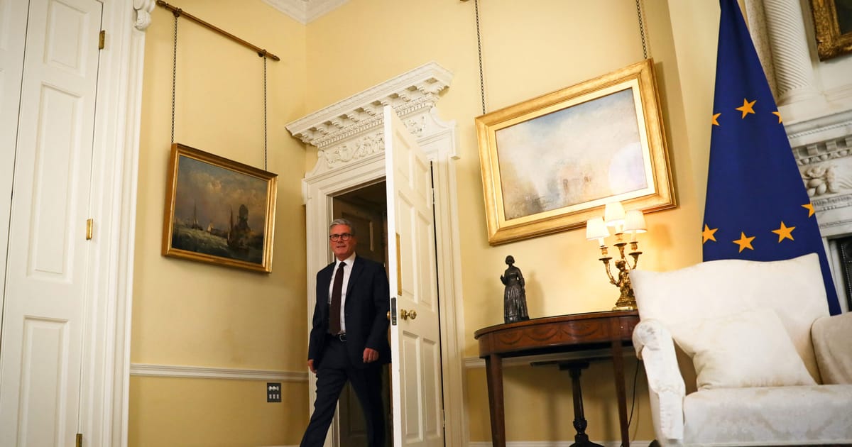 ‘Volatile’ world requires Britain to get close to EU, Starmer says - politico.eu