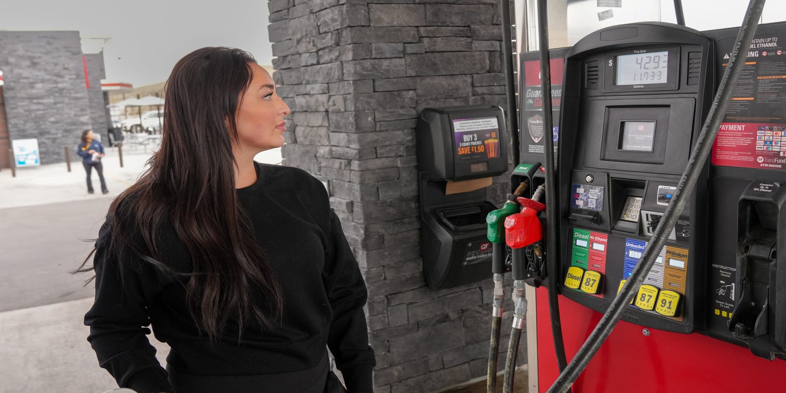 'Outrageous': Sky-high gas prices are changing the way Americans live - USA Today