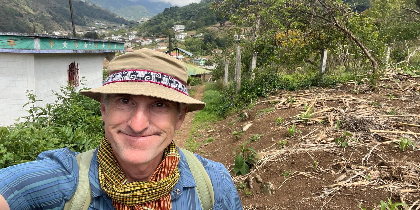 Fired by Trump, this immigration judge set off on the migrant trail - USA Today