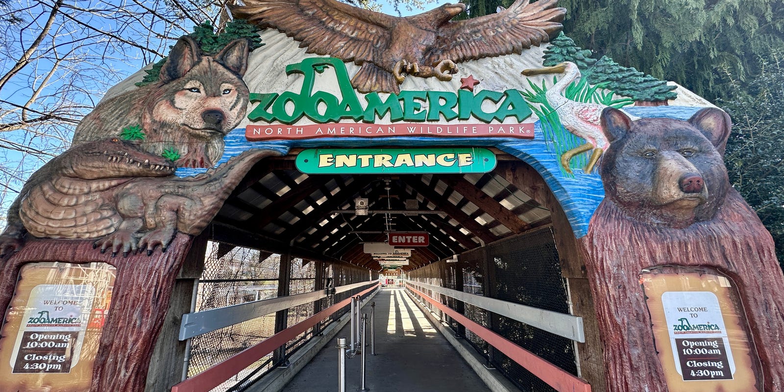 Parents charged after toddler injured by wolf at ZooAmerica - USA Today