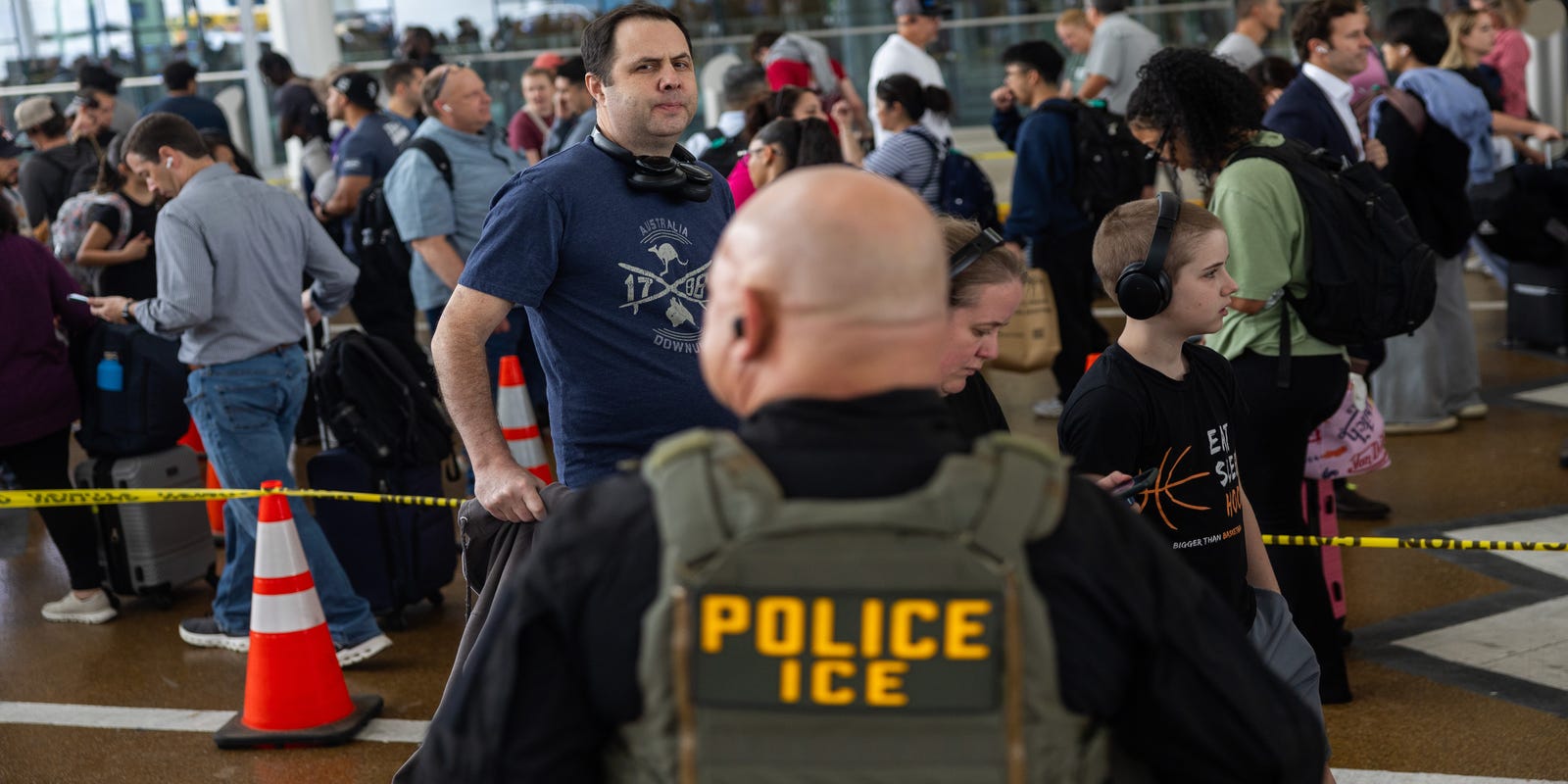 TSA sharing passenger data with ICE draws opposition. What to know. - USA Today
