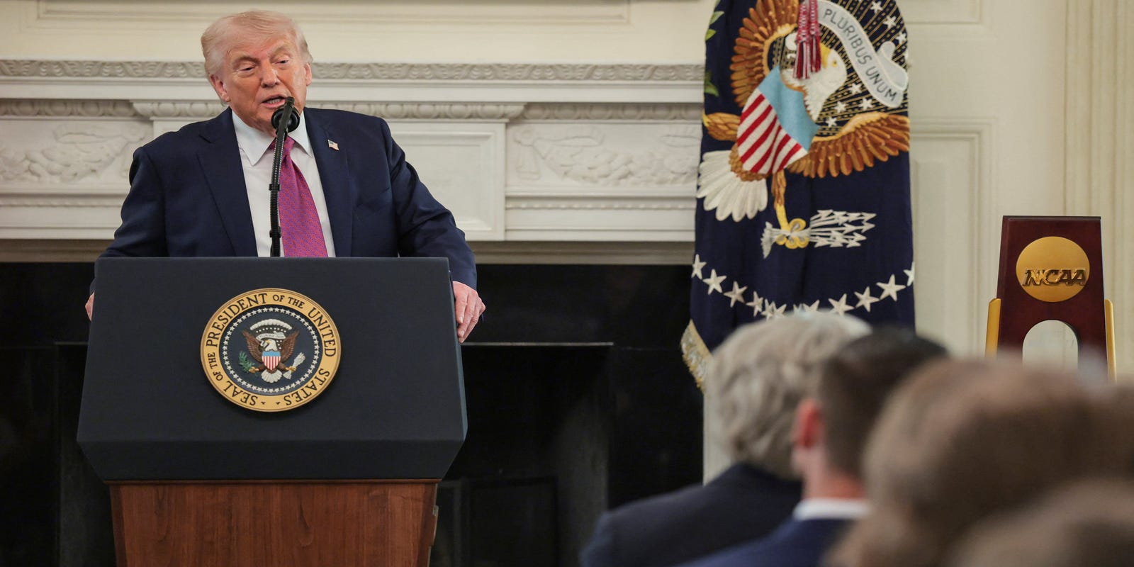 Journalists urge protest of Trump at correspondents' dinner - USA Today