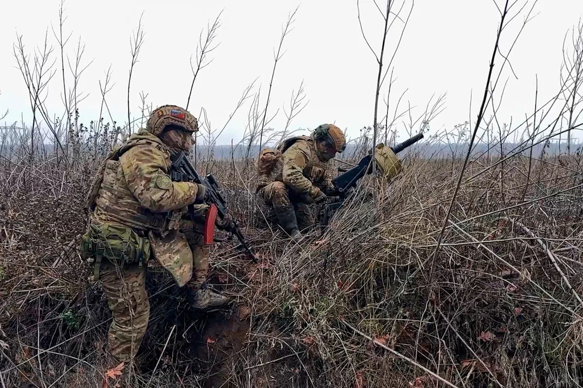 Russia claims full control of Ukraine’s Luhansk region but Kyiv denies it ahead of US envoy talks - Yahoo