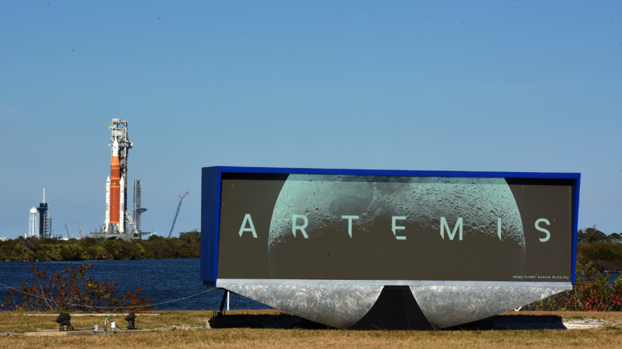 Isaacman makes his mark by revamping the Artemis return to the moon