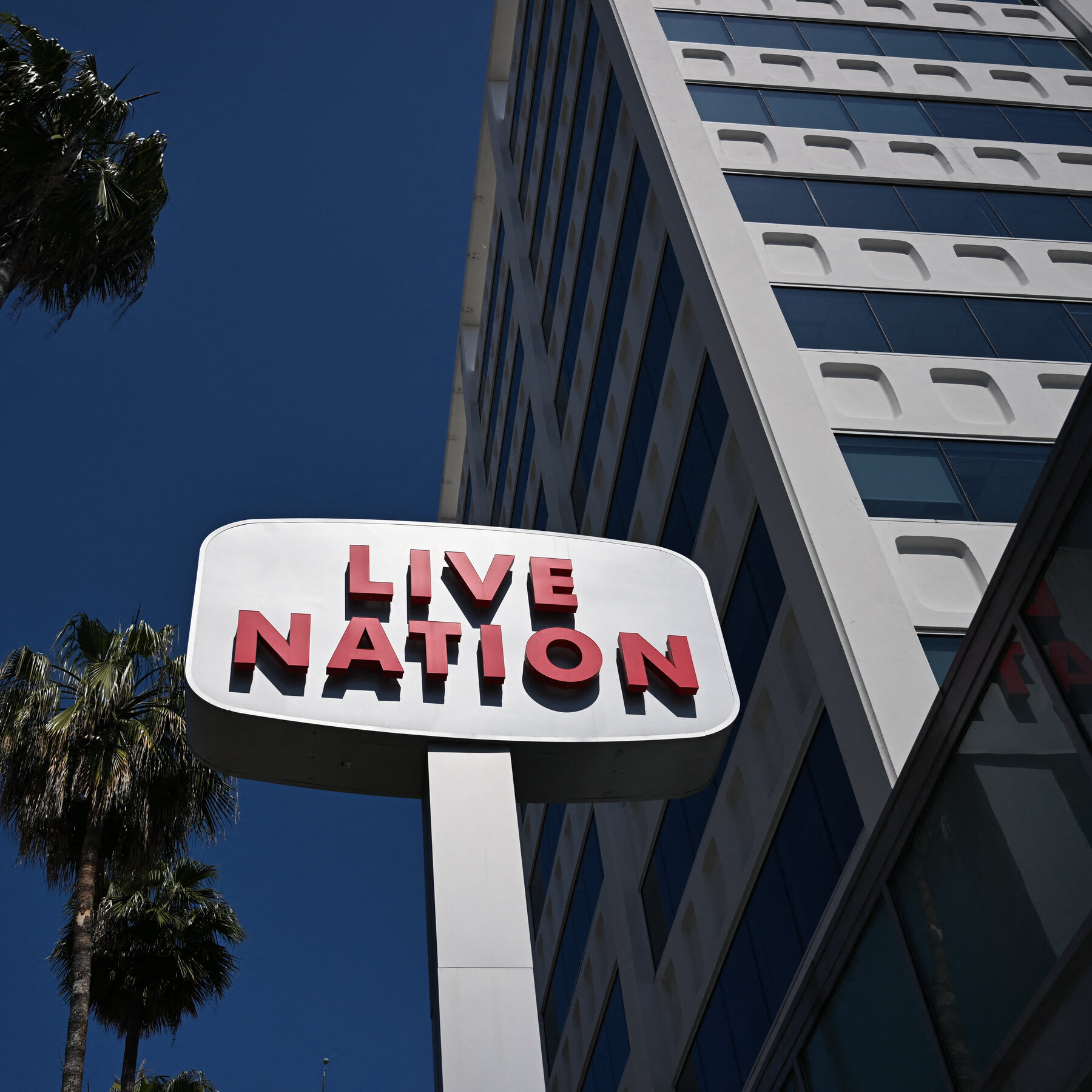 Justice Department and Live Nation Reach Settlement Terms in Antitrust Case