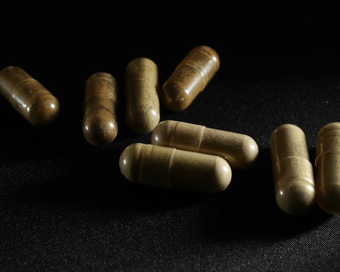 Kratom poisonings soar in US as experts blame synthetic versions and caution against bans