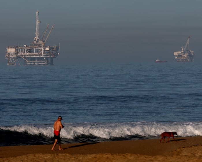 Oil flows again through controversial California pipeline after Trump order