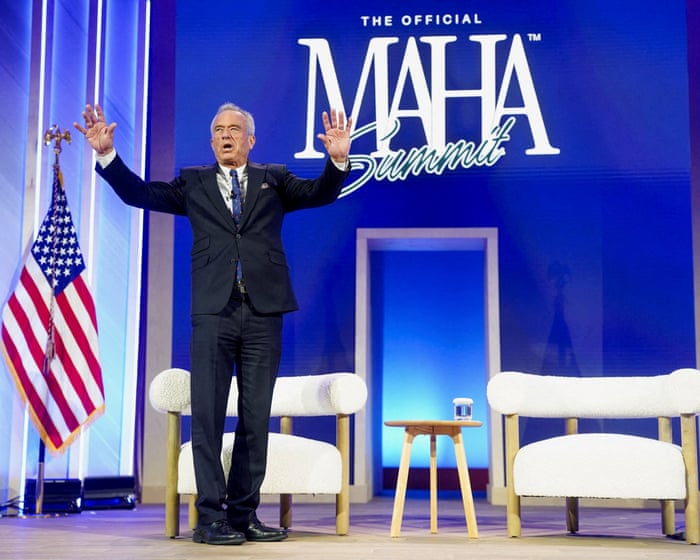 US health officials appear to shy away from anti-vaccine talk ahead of midterms