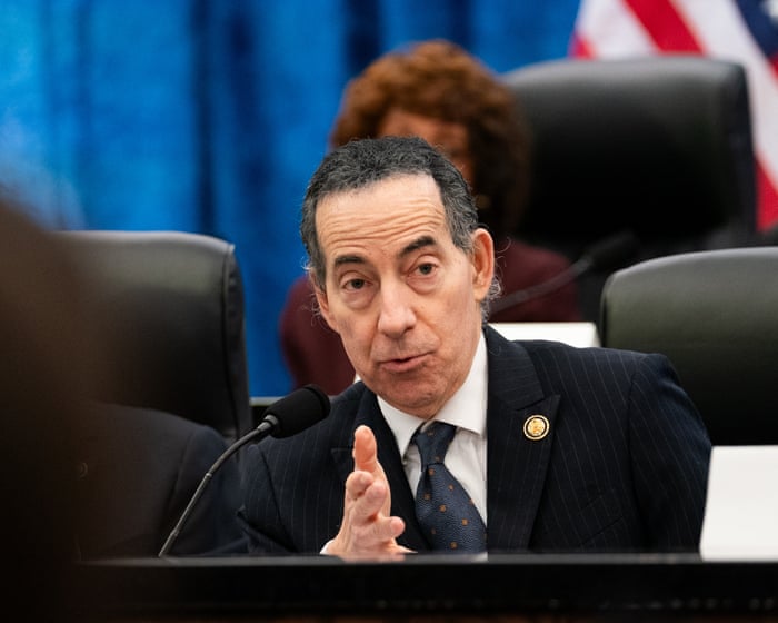 White House says Donald Trump ‘did nothing wrong’ amid reports he showed classified map on plane in 2022 – US politics live