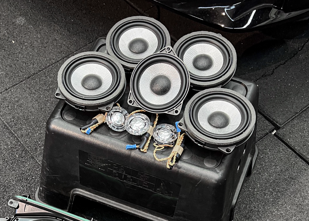 Bowers & Wilkins — G22 4 Series (HIFI) 3